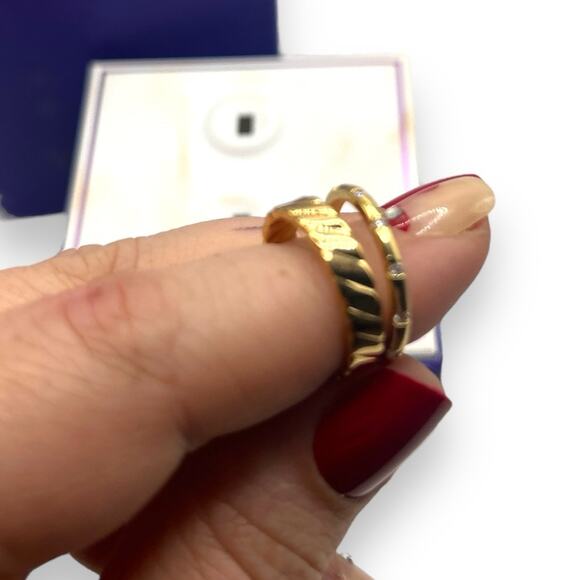 NEW Macy's 18K Gold over Brass Cubic Zirconia Ring Duo Set of 2 Rings Size 6 - Picture 4 of 9